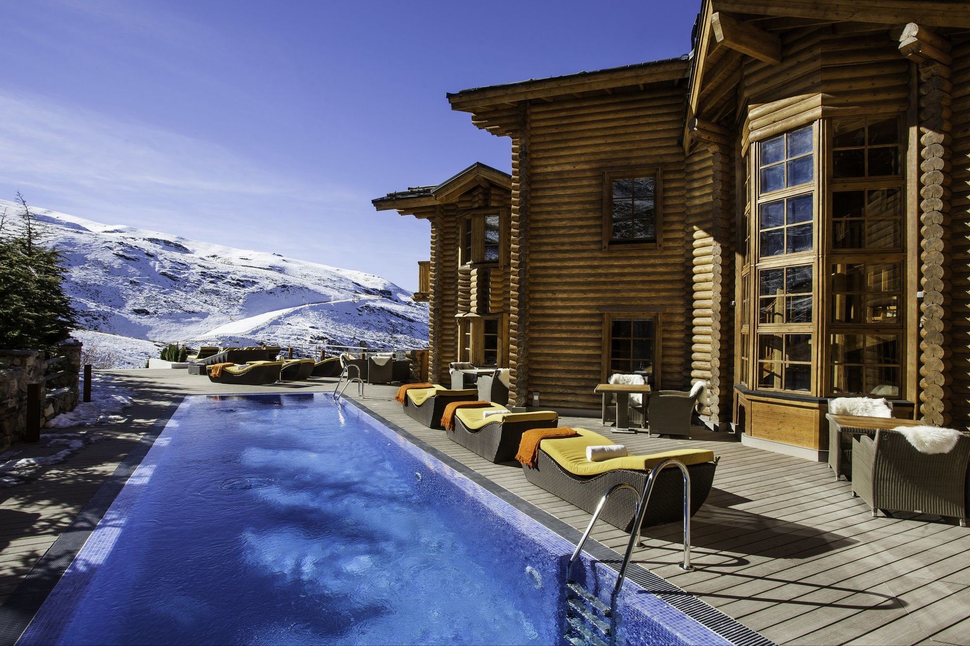 El Lodge, Ski & Spa Sierra Nevada Servizi foto